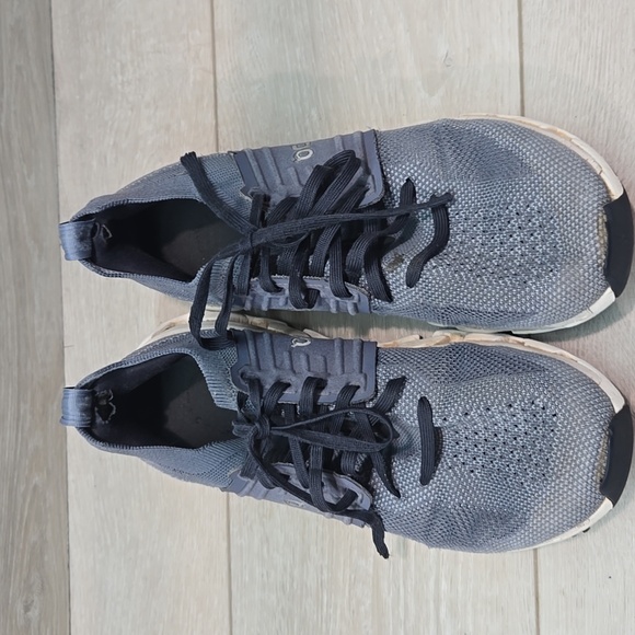 On Running Women Athletic Running Sneakers Shoes Sz 8.5 - Picture 3 of 13